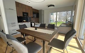 Luxury - Apartment Mit Balkon In Seenaehe