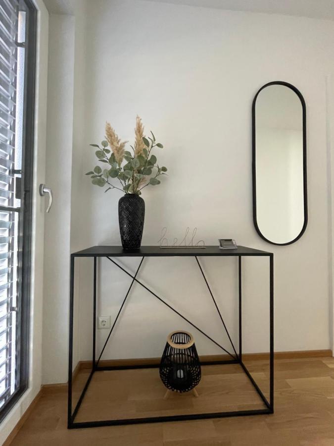 Luxury - Apartment Mit Balkon In Seenaehe Gmunden Zewnętrze zdjęcie